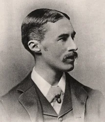 Retrato de AE Housman